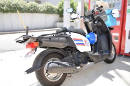 新聞販売店　バイク